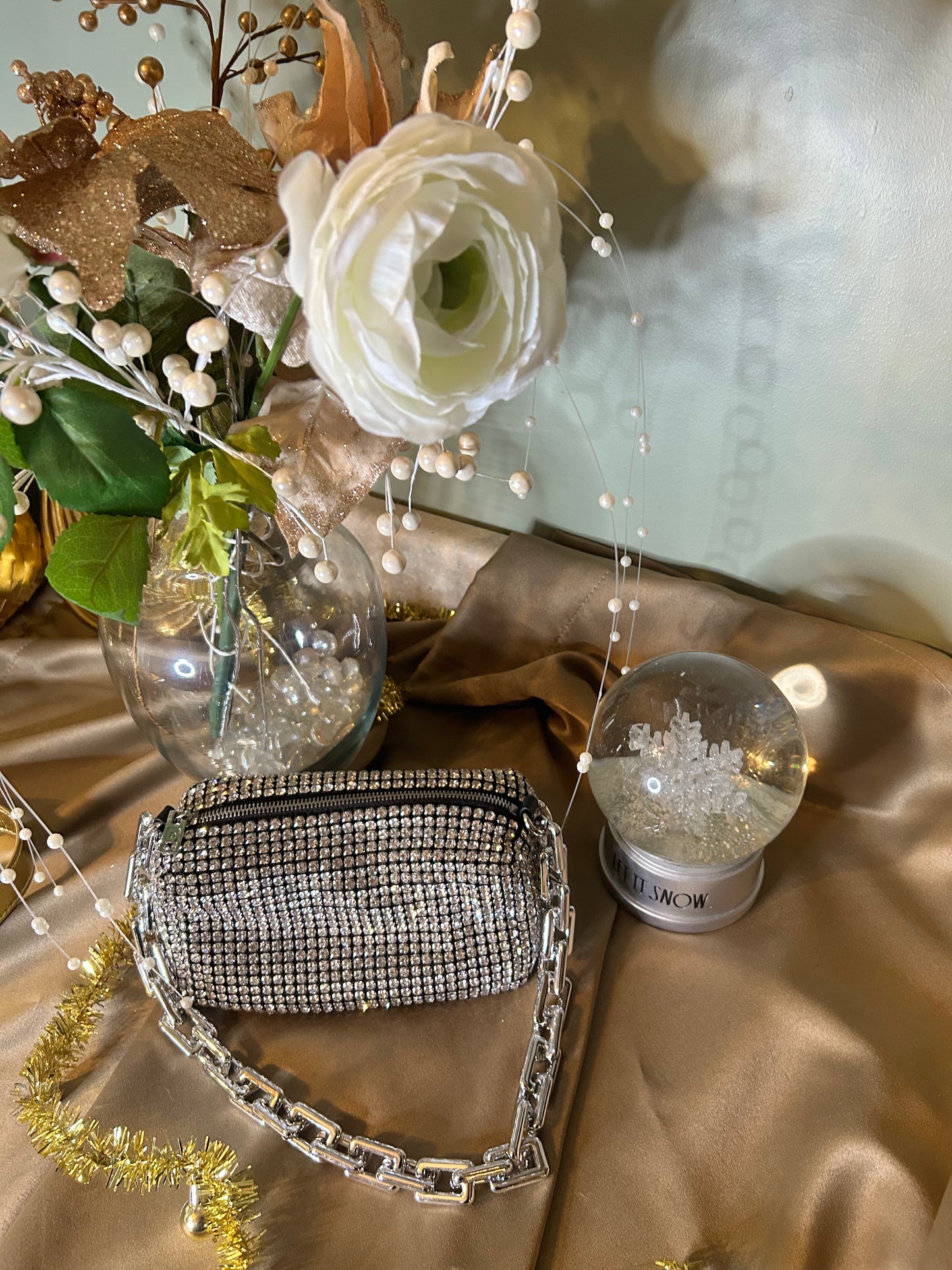 PHYA DIAMOND ACCENT BAG