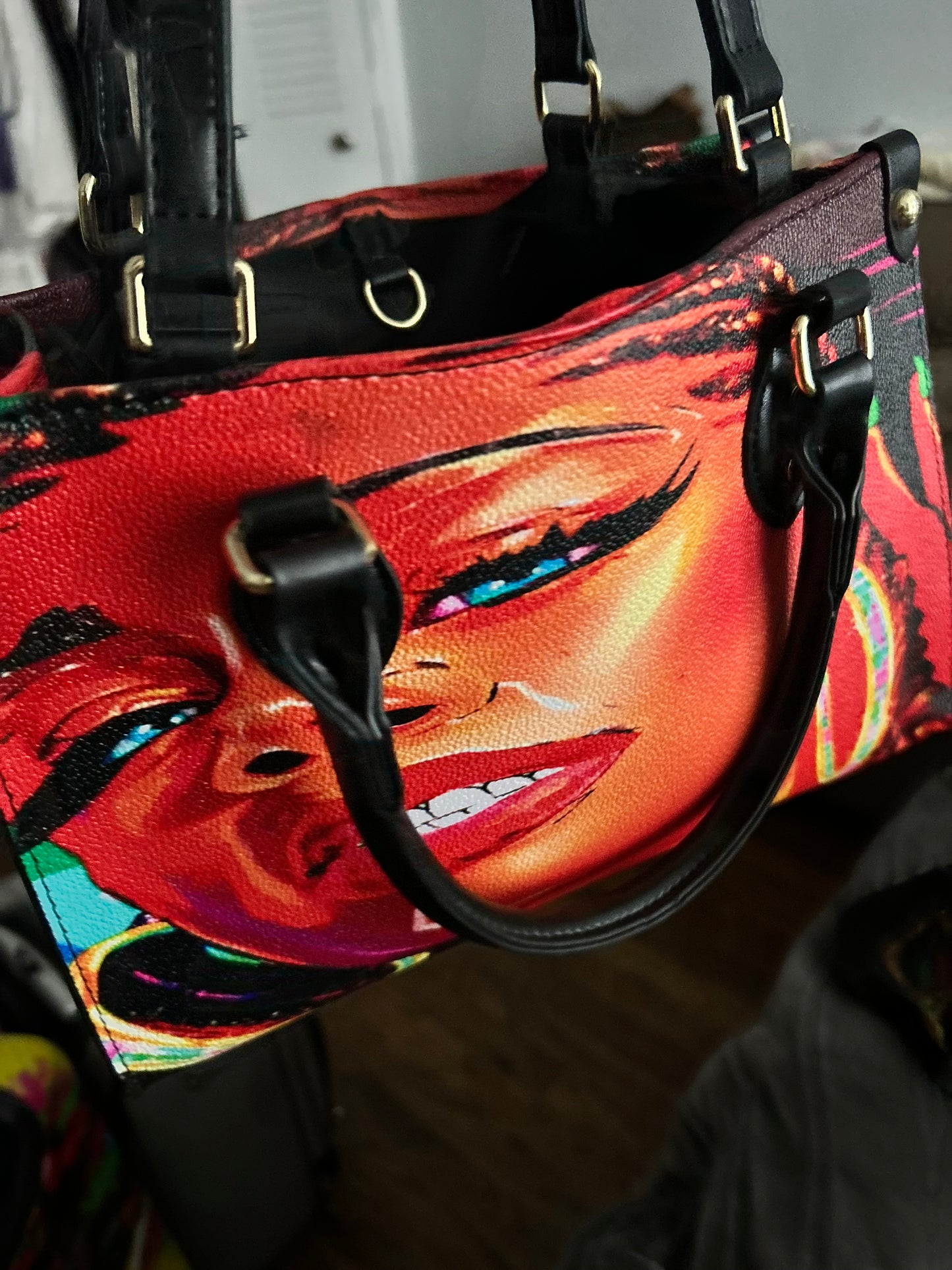 PHYA SIGNATURE TOTE BAG